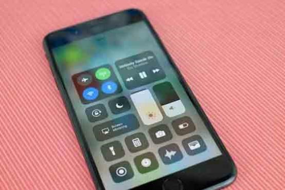 ۷ روش برای افزایش شارژدهی آی‌فون در iOS 11 + اسکرین شات