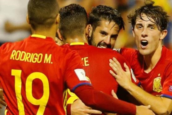 صعود اسپانیا به جام جهانی / توقف ایتالیا مقابل مقدونیه