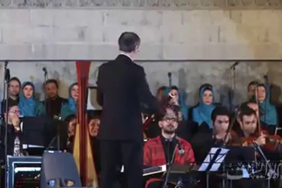 نوای موسیقی بچه‌های‌کوه آلپ به رهبری مجید انتظامی