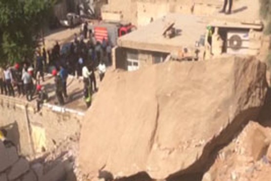 سقوط تخته سنگی که دو کودک اهوازی را کشت