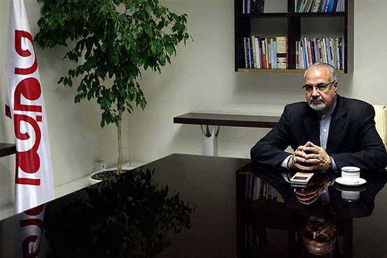 وزیران دفاعی و امنیتی به مجلس دعوت شدند/ جک استراو به تهران می‌آید