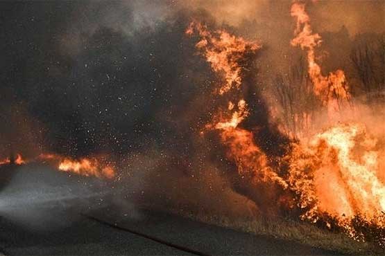 آتش سوزی گسترده  در طارم سفلی قزوین / اعزام نیروهای ارتش و سپاه برای اطفای حریق