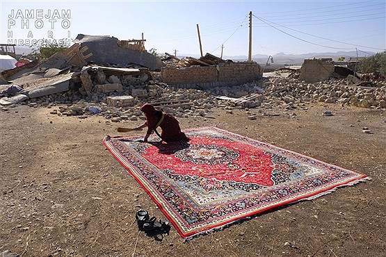 یکتا ناصر و افسانه بایگان در راه مناطق زلزله‌زده + عکس