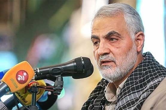 سردار سلیمانی: کاش آن نادان بجای پرچم ایران، من را ۱۰ بار آتش می‌زد