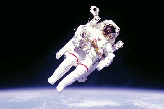 درگذشت نخستین فضانوردی آزادانه در فضا پرواز کرد +عکس