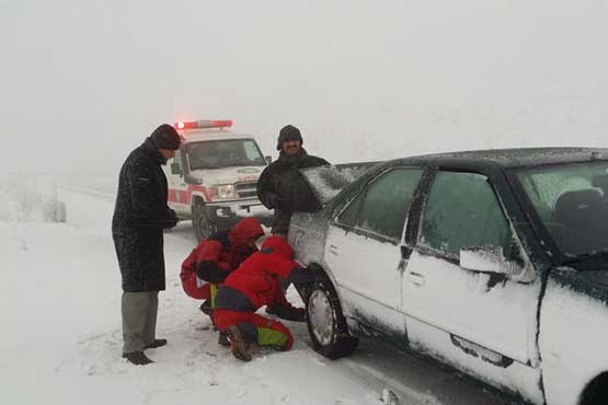 بارش برف، باران و کولاک در جاده‌های کشور