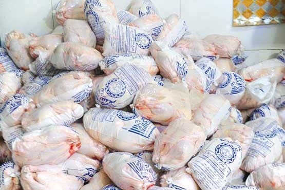ضبط و معدوم سازی 500 کیلوگرم گوشت مرغ منجمد  غیر قابل مصرف در گرمسار