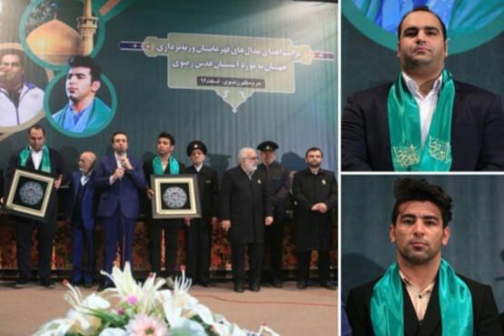 اهدای مدال قهرمانان وزنه برداری به موزه آستان قدس رضوی + عکس