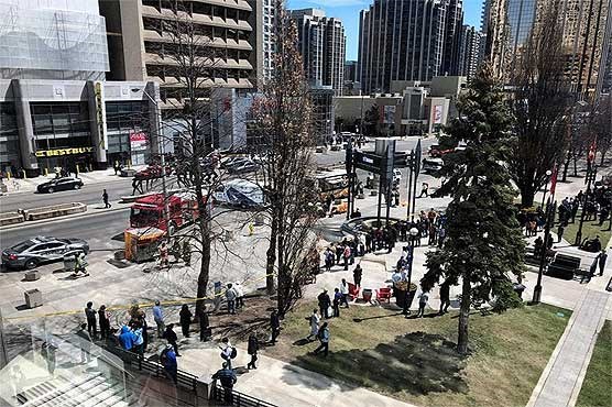 حمله خودرو به عابران در تورنتو