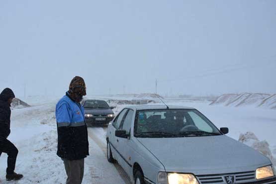 برف در ارتفاعات چالوس / ترافیک سنگین در هزار