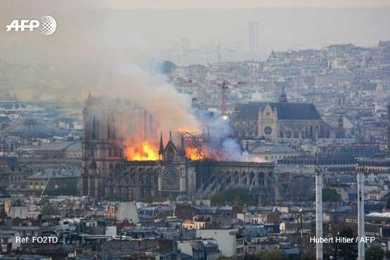 «قلب پاریس» در آتش سوخت (+تصاویر)