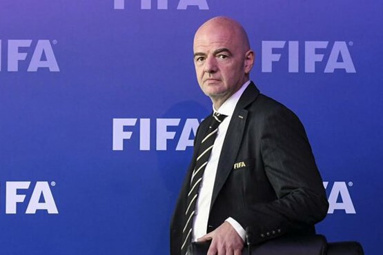 واکنش تند رئیس فیفا به نژاد پرستی در فوتبال