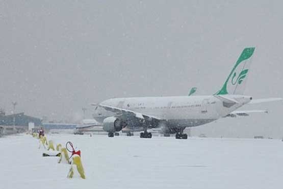 آماد‌ه‌باش فرودگاه‌های کشور برای مقابله با برف‌