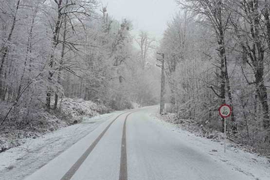 برف و باران در بیش از 20 استان / انسداد 21 جاده به دلیل نبود ایمنی