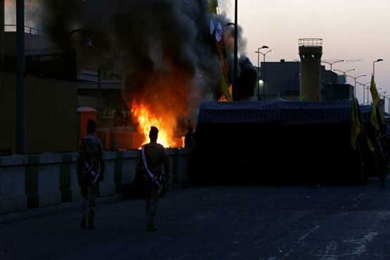 زخمی شدن ۶ معترض عراقی در اطراف سفارت آمریکا در بغداد