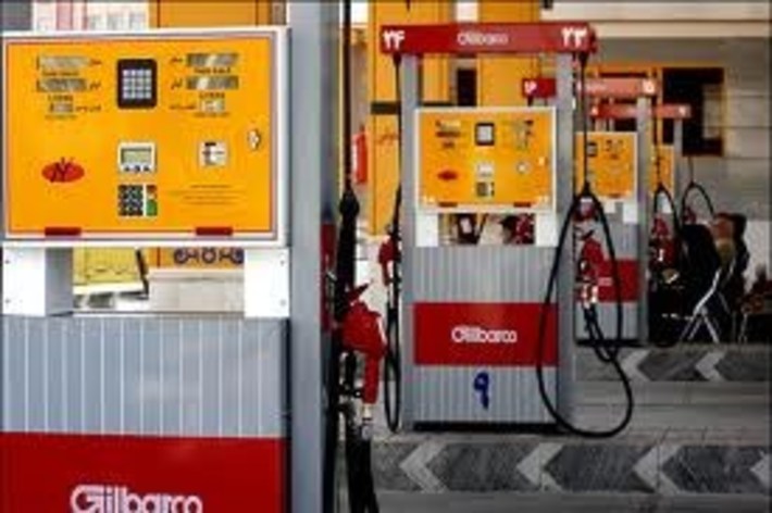فرآیند سوختگیری و پرداخت هزینه سوخت در تمامی جایگاه‌های عرضه سوخت، توسط کارکنان جایگاه‌ها انجام می‌شود.