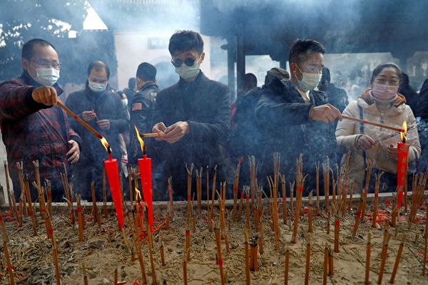 مهم ترین لحظات روز جمعه در سراسر جهان (تصاویر) مهم ترین لحظات روز جمعه در سراسر جهان (تصاویر)