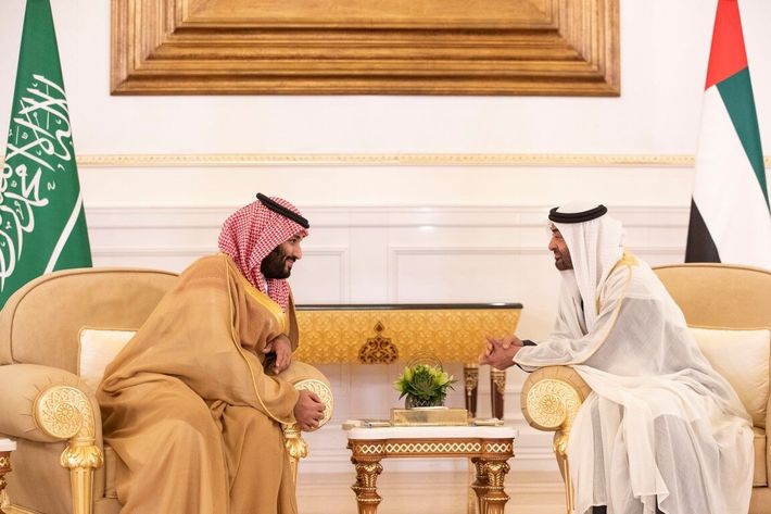 افشاگر اسرار خاندان آل سعود از توطئه عربستان و امارات علیه قطر با وجود امضای توافقنامه آشتی میان این کشورها خبر داد.