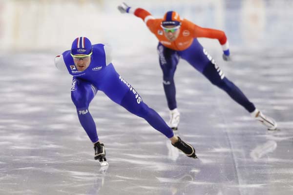 به دنبال بازماندگان زلزله؛ 2 روز بعد از زلزله / صعود 320 متری ورزشکار معلول (گزارش تصویری) به دنبال بازماندگان زلزله؛ 2 روز بعد از زلزله / صعود 320 متری ورزشکار معلول (گزارش تصویری)