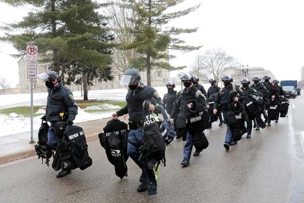 مهم ترین عکس های خبری 24 ساعت اخیر (گزارش تصویری) مهم ترین عکس های خبری 24 ساعت اخیر (گزارش تصویری)