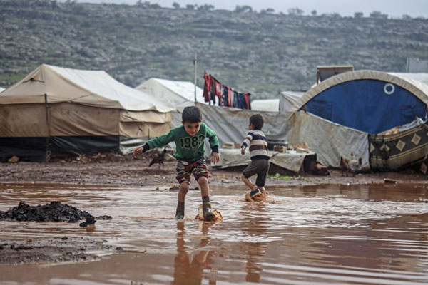 ازدحام در سواحل، در اوج کرونا / گریه پناه جویانی که «برگشت» خوردند (گزارش تصویری) ازدحام در سواحل، در اوج کرونا / گریه پناه جویانی که «برگشت» خوردند (گزارش تصویری)