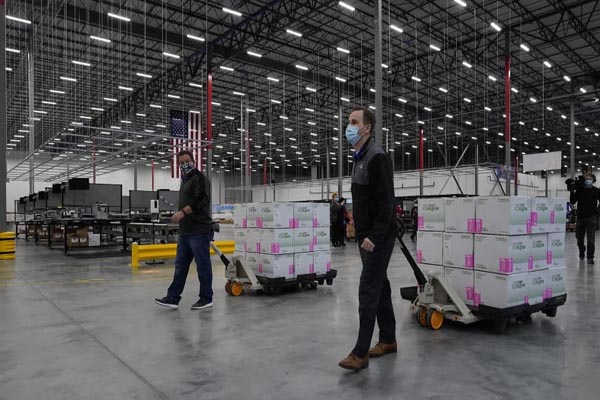 باز هم طوفان در بریتانیا / نوزادی با بیماری کرونا (تصاویر) باز هم طوفان در بریتانیا / نوزادی با بیماری کرونا (تصاویر)