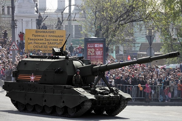 هدف گیری از فاصله 69 کیلومتری با هویتزر ارتش آمریکا هدف گیری از فاصله 69 کیلومتری با هویتزر ارتش آمریکا