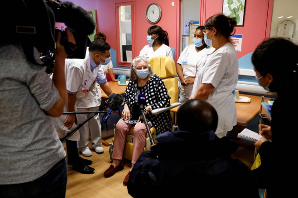 شکل جدید سینماهای جهان / یک فست فود باستانی (تصاویر) شکل جدید سینماهای جهان / یک فست فود باستانی (تصاویر)