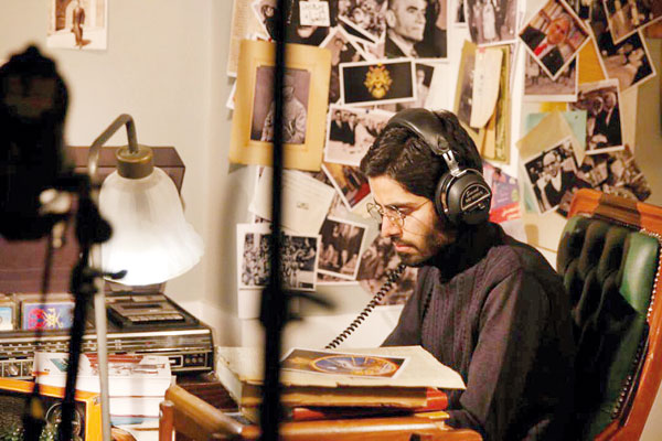 قصه گلولههایی از جنس کلمه (+تصاویر) قصه گلولههایی از جنس کلمه (+تصاویر)