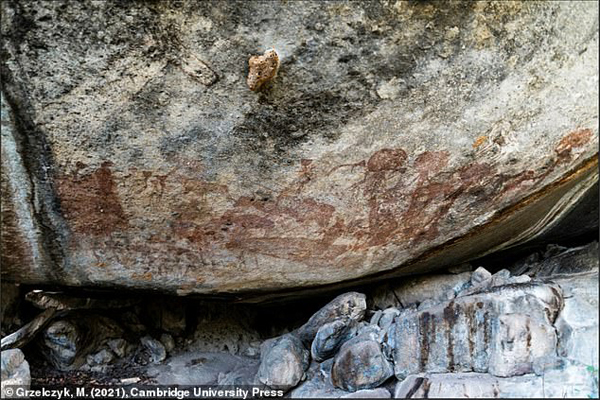 کشف نقاشی های باستانی در تانزانیا (تصاویر) کشف نقاشی های باستانی در تانزانیا (تصاویر)