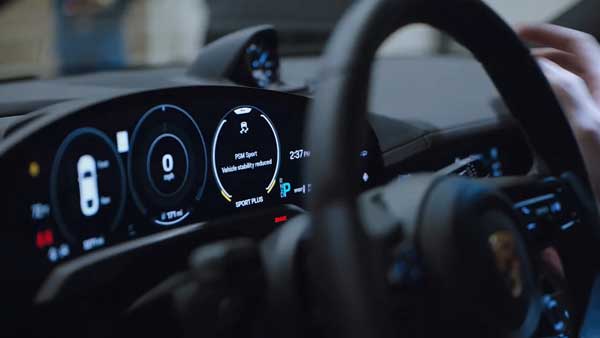 رکورد متفاوت پورشه تایکان توربو S! (+فیلم و تصاویر)