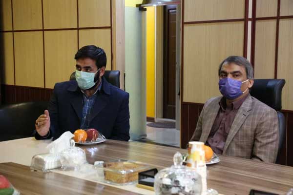 پوستر مستند «ماسک» رونمایی شد / قدردانی از فداکاری کادر درمان پوستر مستند «ماسک» رونمایی شد / قدردانی از فداکاری کادر درمان