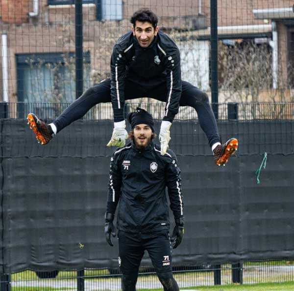 حرکت بیرانوند سوژه شد  (+عکس)