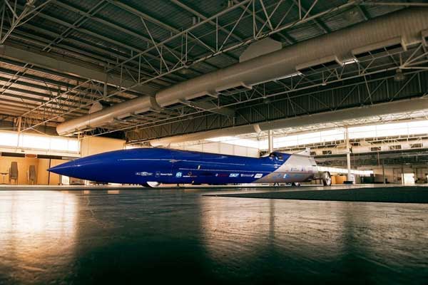 سریعترین خودروی جهان ساخته شد (+تصاویر) سریعترین خودروی جهان ساخته شد (+تصاویر)