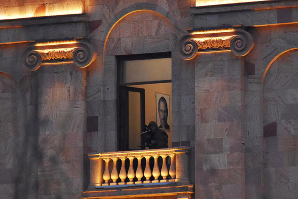 خیابان خاشقچی / صف واکسن کرونا در نیویورک (گزارش تصویری)