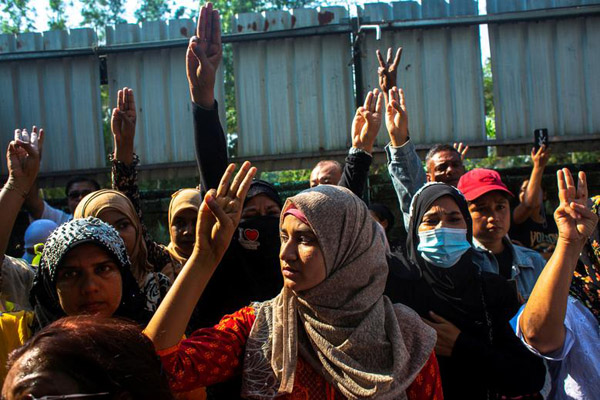 «آسانسیون» در آتش / دریاچه سمی در ترکیه (گزارش تصویری)