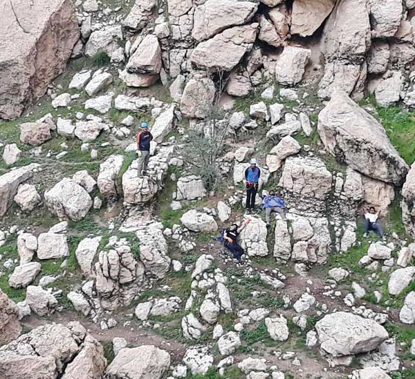 چشم در چشم با مرگ در کوهستان (+عکس)