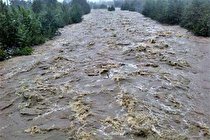 دومین روز جستجو برای یافتن راننده مفقود شده در رودخانه سیمره