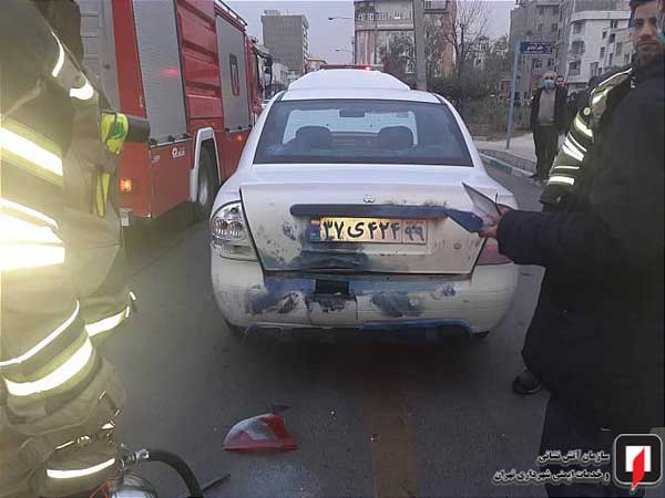 برخورد نارنجک با خودرو در تهران (+تصاویر) برخورد نارنجک با خودرو در تهران (+تصاویر)