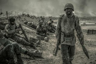 رونمایی اولین تصاویر از سریال «عاشورا» همزمان با سالروز شهادت مهدی باکری رونمایی اولین تصاویر از سریال «عاشورا» همزمان با سالروز شهادت مهدی باکری