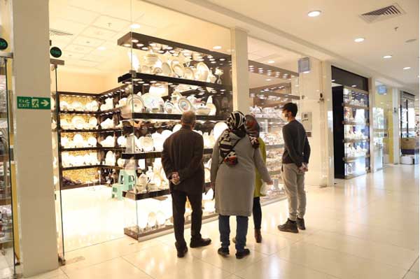 نگاهی به مهمترین مرکز خرید شوش؛ مجتمع تجاری جهیزیه ایران نگاهی به مهمترین مرکز خرید شوش؛ مجتمع تجاری جهیزیه ایران