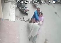 سیلی پسر شرور، جان مادرش را گرفت! + فیلم