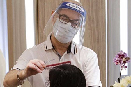 کروناویروس با صحبت کردن هم منتقل میشود