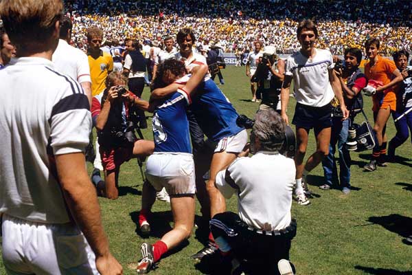 نبرد تاریخی خروس ها و سلسائو در مکزیک (+تصاویر) نبرد تاریخی خروس ها و سلسائو در مکزیک (+تصاویر)