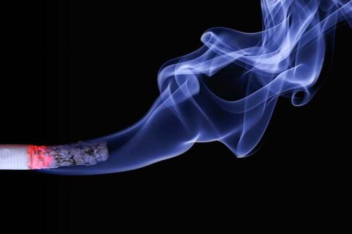 پژوهشگران «کالج دانشگاهی لندن» در بررسی جدیدی دریافتند که مصرف سیگار و بیماری مزمن ریه می‌تواند مرگ و میر ناشی از بیماری کووید ۱۹ را افزایش دهد.