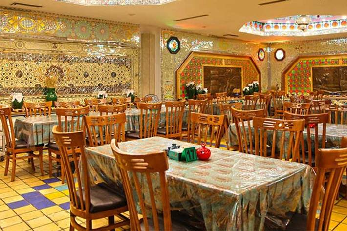 رییس جمهور دستور بازگشایی رستوران هتل‌ها و سایر رستوران‌ها را بعد از ماه مبارک رمضان داد. قرار است رستوران‌ها براساس پروتکل‌های بهداشتی خدمات بدهند، اما این پروتکل ها چه حد و مرزهایی را تعیین کرده‌اند؟