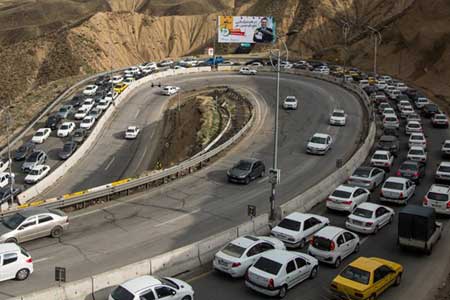 ترافیک سنگین در آزادراه تهران-شمال و کندوان / انسداد 6 جاده به دلیل نداشتن ایمنی