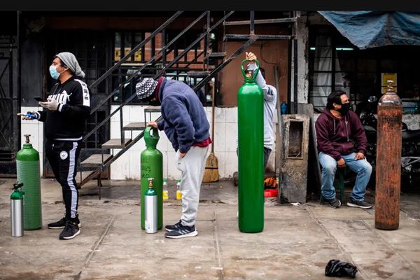 دور دنیا در قاب تصاویر دور دنیا در قاب تصاویر