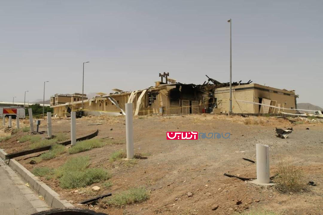 اولین تصویر منتشر شده از حادثه در یکی از سولههای در دست احداث مجتمع غنیسازی شهید احمدیروشن نطنز (عکس) اولین تصویر منتشر شده از حادثه در یکی از سولههای در دست احداث مجتمع غنیسازی شهید احمدیروشن نطنز (عکس)