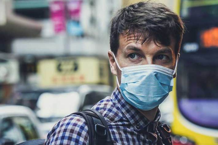 پیام مجموعه‌های بهداشتی در سراسر دنیا یکی است: در محیط عمومی باید ماسک بپوشید تا در محدود کردن همه‌گیری ویروس کرونا کمک کنید. اما باید دقیقاً چه نوع ماسکی بپوشیم؟